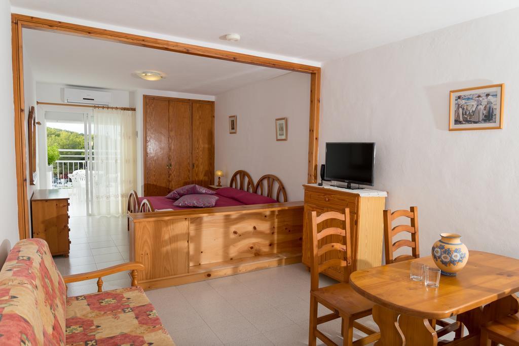 Flats Friends Apartamentos Es Puet Blanc ปอร์ตีนัตซ์ ภายนอก รูปภาพ